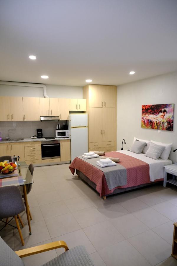 Erinaki Apartments กิสเซมอส ภายนอก รูปภาพ